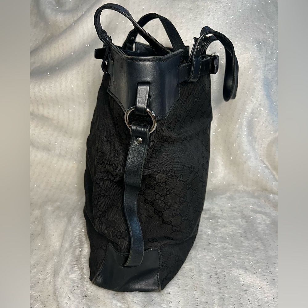 AUTH GUCCI HANDBAG- black - Picture 6 of 16
